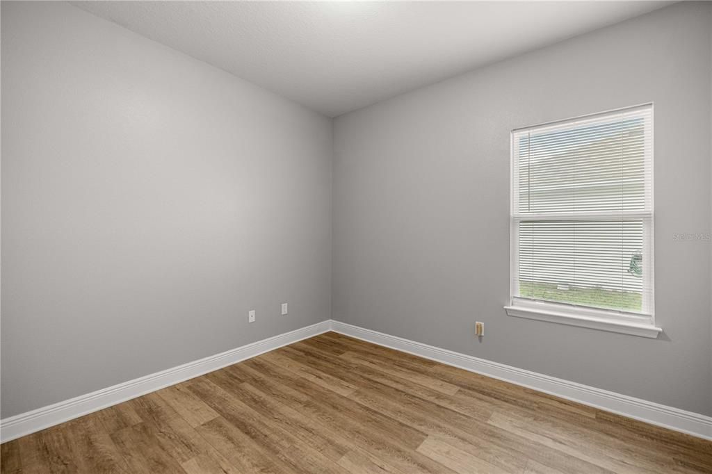 For Sale: $299,900 (4 beds, 2 baths, 1865 Square Feet)
