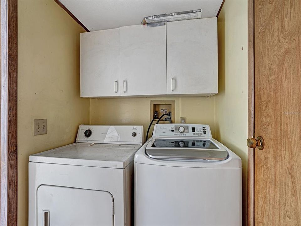 For Sale: $90,000 (2 beds, 2 baths, 960 Square Feet)