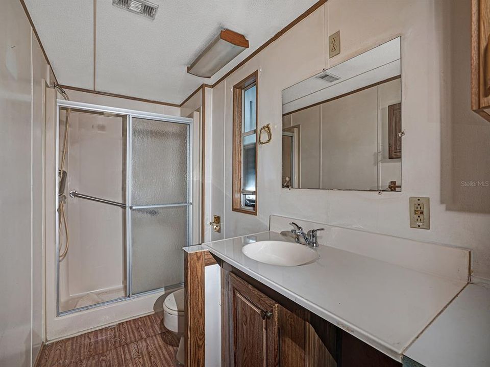 For Sale: $90,000 (2 beds, 2 baths, 960 Square Feet)