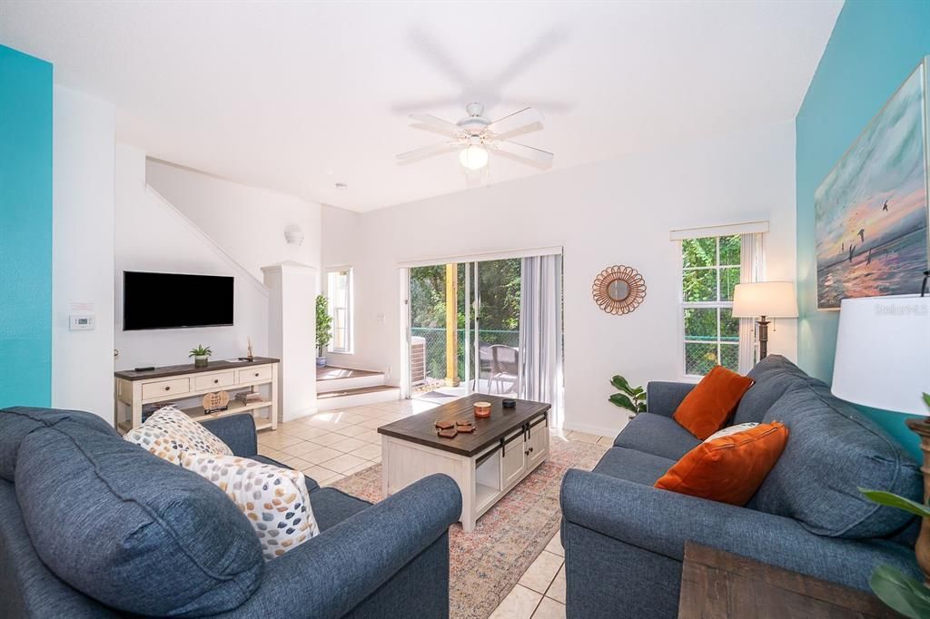 For Sale: $259,900 (3 beds, 2 baths, 1277 Square Feet)