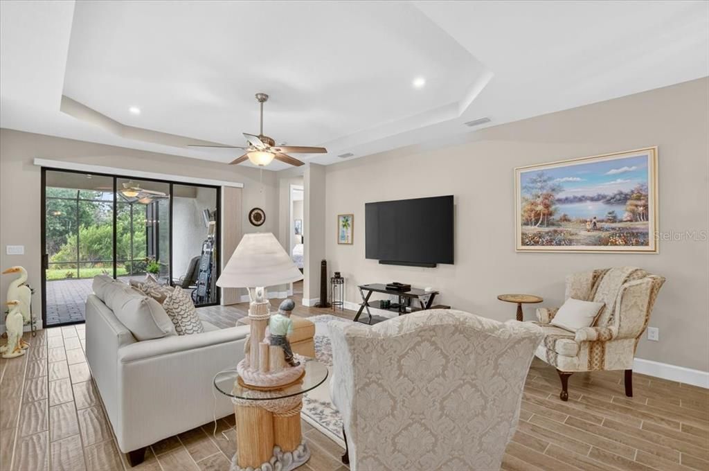 For Sale: $624,900 (3 beds, 3 baths, 2256 Square Feet)