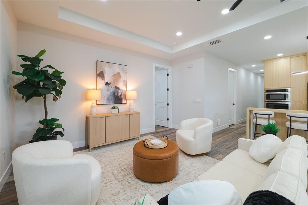 En Venta: $649,800 (3 camas, 2 baños, 1724 Pies cuadrados)