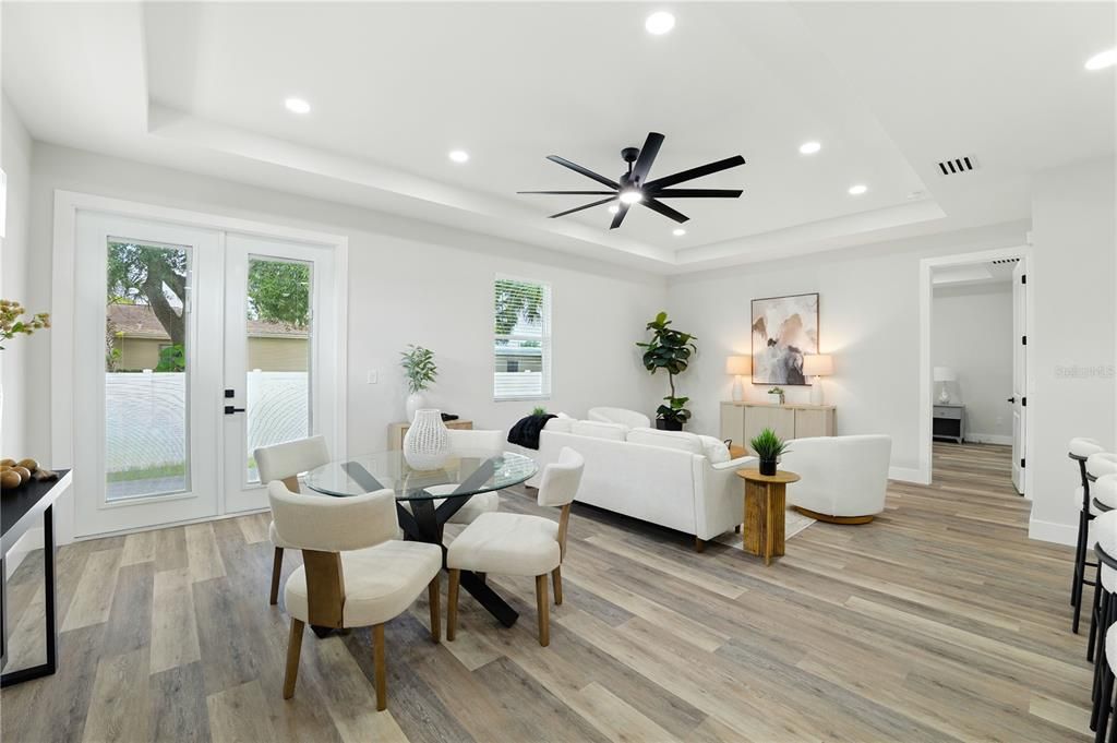 En Venta: $649,800 (3 camas, 2 baños, 1724 Pies cuadrados)
