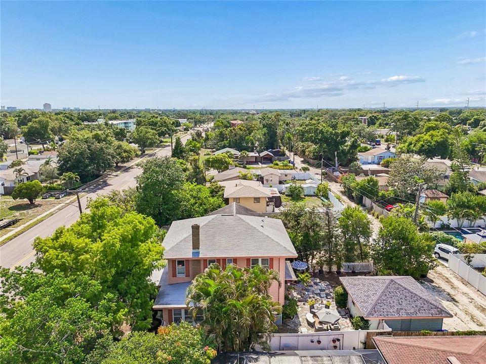 For Sale: $799,990 (4 beds, 1 baths, 1999 Square Feet)