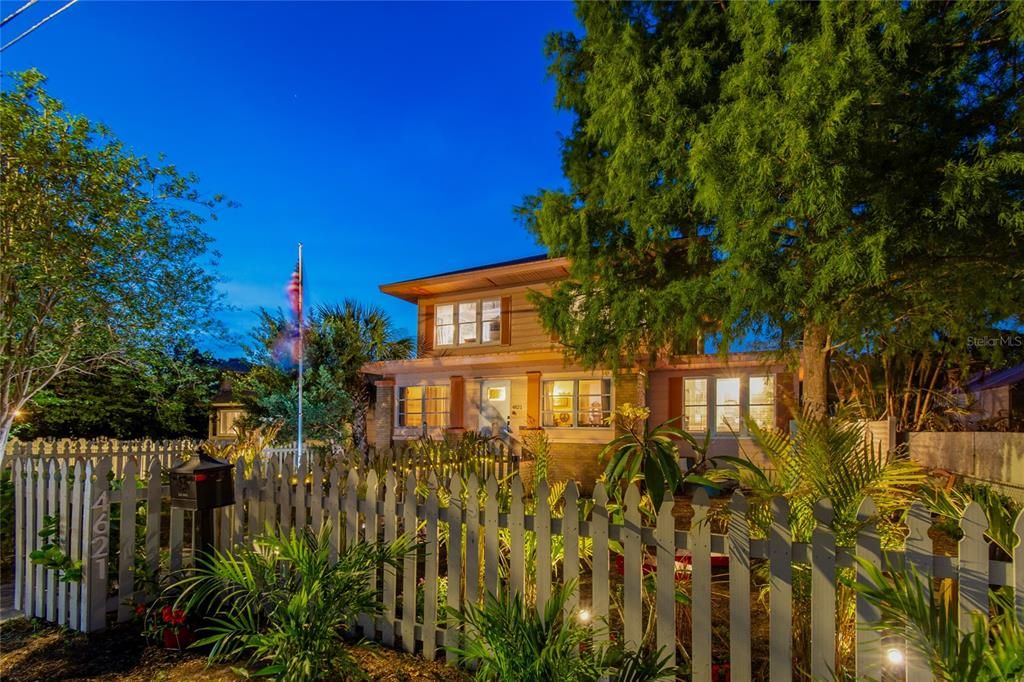For Sale: $799,990 (4 beds, 1 baths, 1999 Square Feet)