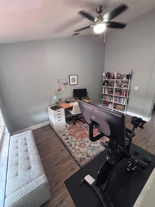 For Rent: $2,475 (3 beds, 2 baths, 1969 Square Feet)