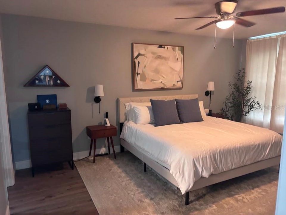 For Rent: $2,475 (3 beds, 2 baths, 1969 Square Feet)