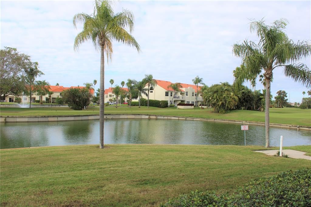 For Rent: $2,300 (2 beds, 2 baths, 1145 Square Feet)
