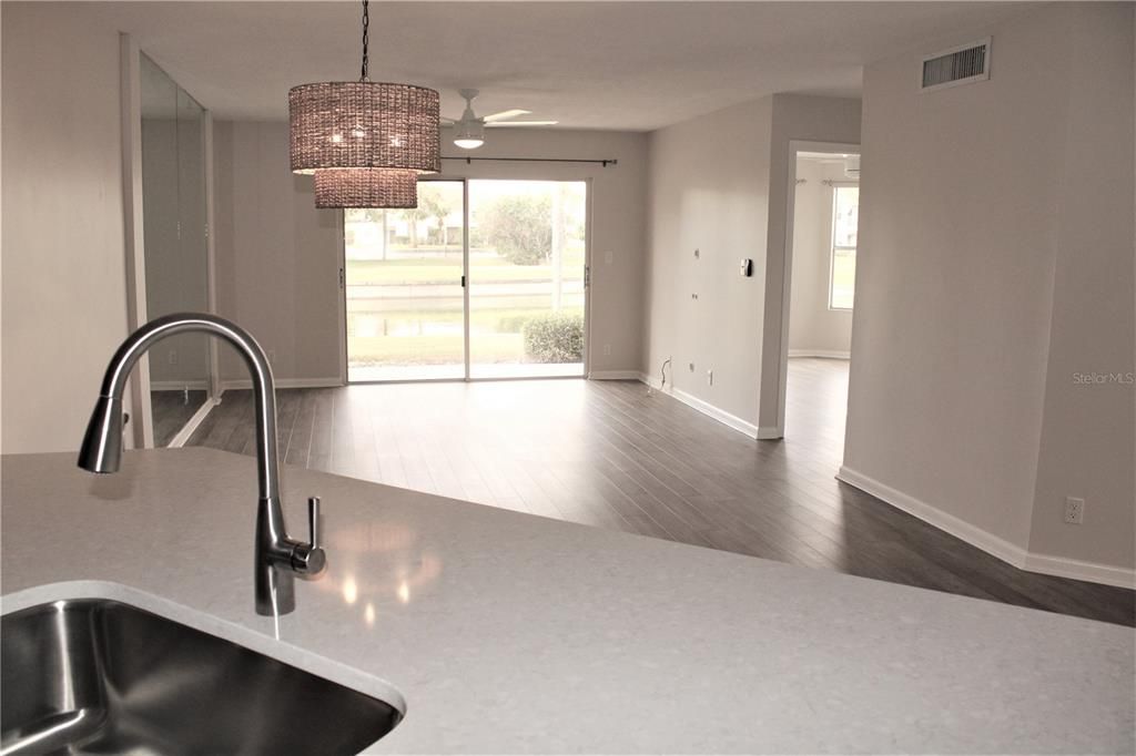 For Rent: $2,300 (2 beds, 2 baths, 1145 Square Feet)