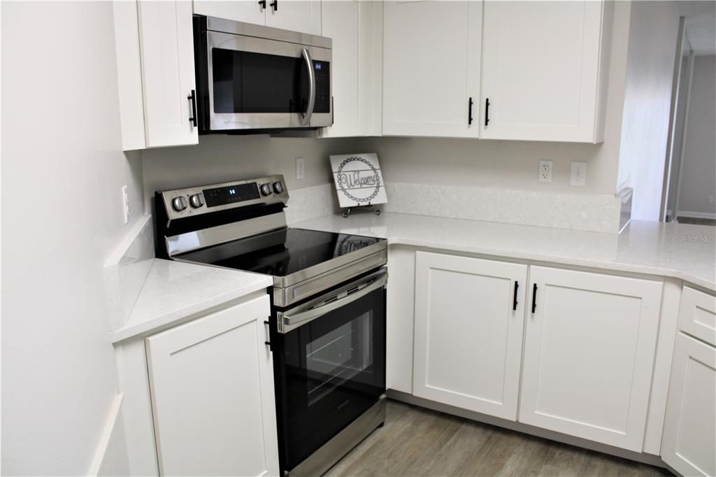 For Rent: $2,300 (2 beds, 2 baths, 1145 Square Feet)