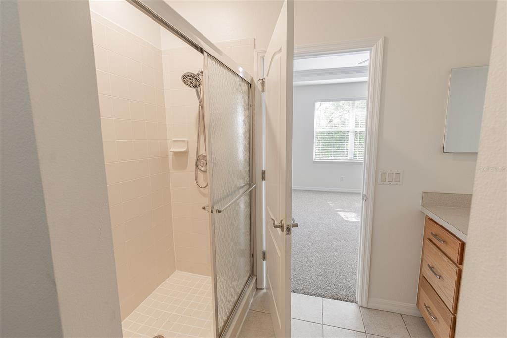 В аренду: $2,200 (3 спален, 2 ванн, 1608 Квадратных фут)