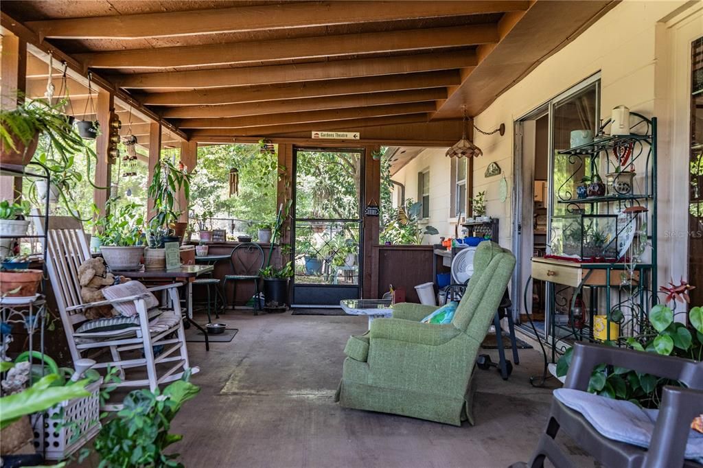 На продажу: $348,000 (3 спален, 2 ванн, 1695 Квадратных фут)