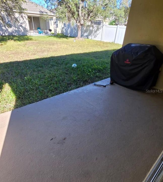 Activo con contrato: $2,800 (4 camas, 3 baños, 2190 Pies cuadrados)
