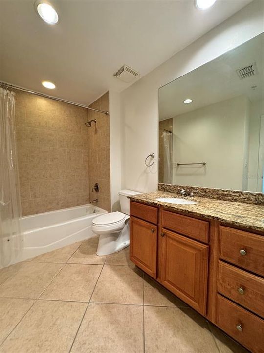 For Rent: $2,000 (2 beds, 2 baths, 1575 Square Feet)
