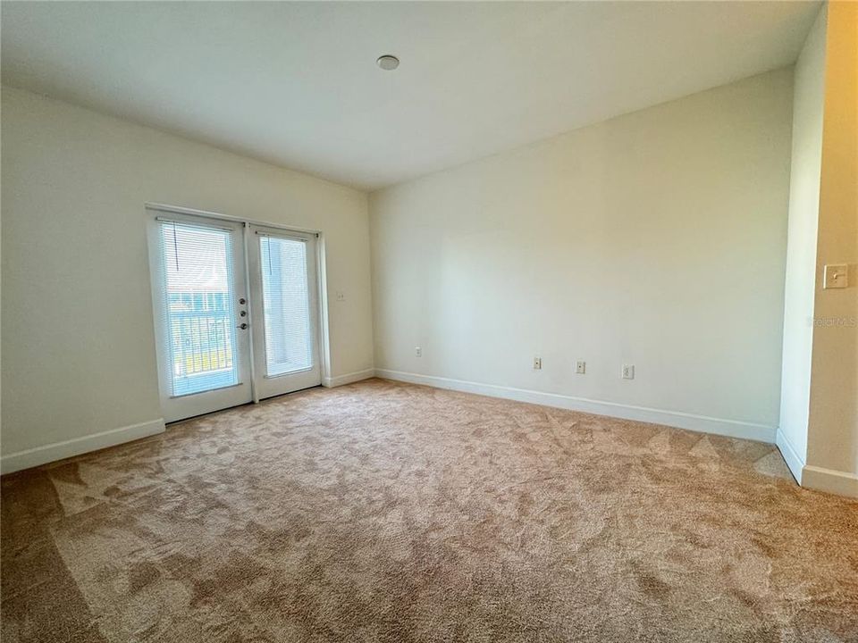 For Rent: $2,000 (2 beds, 2 baths, 1575 Square Feet)