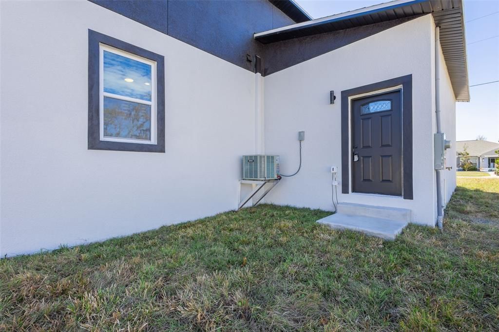 For Rent: $3,000 (3 beds, 2 baths, 1615 Square Feet)