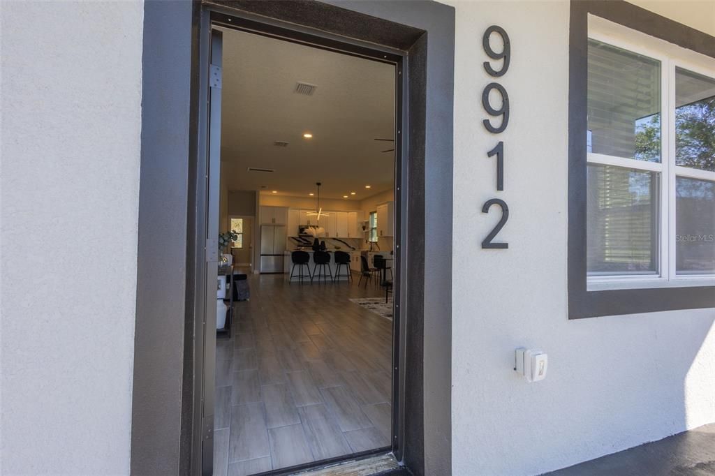 For Rent: $3,000 (3 beds, 2 baths, 1615 Square Feet)