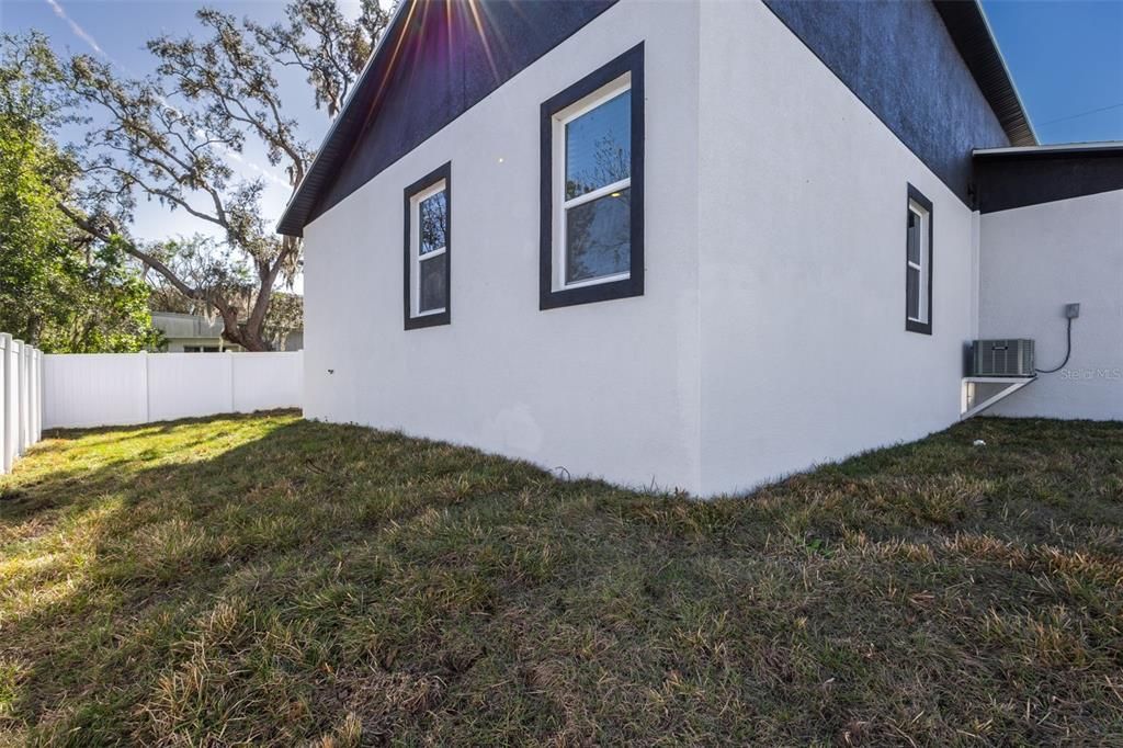 For Rent: $3,000 (3 beds, 2 baths, 1615 Square Feet)
