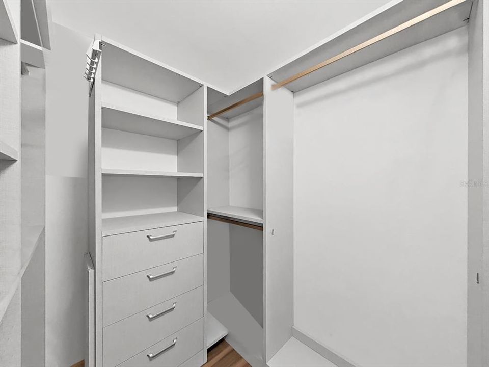В аренду: $2,300 (2 спален, 2 ванн, 1050 Квадратных фут)