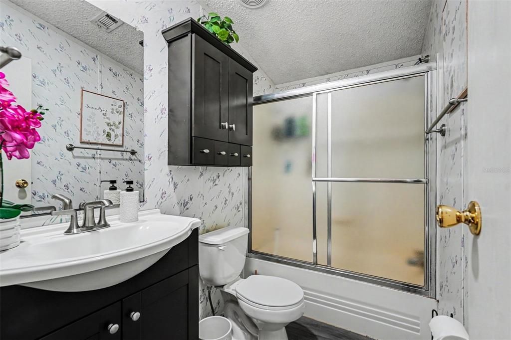 For Sale: $465,000 (3 beds, 2 baths, 1248 Square Feet)