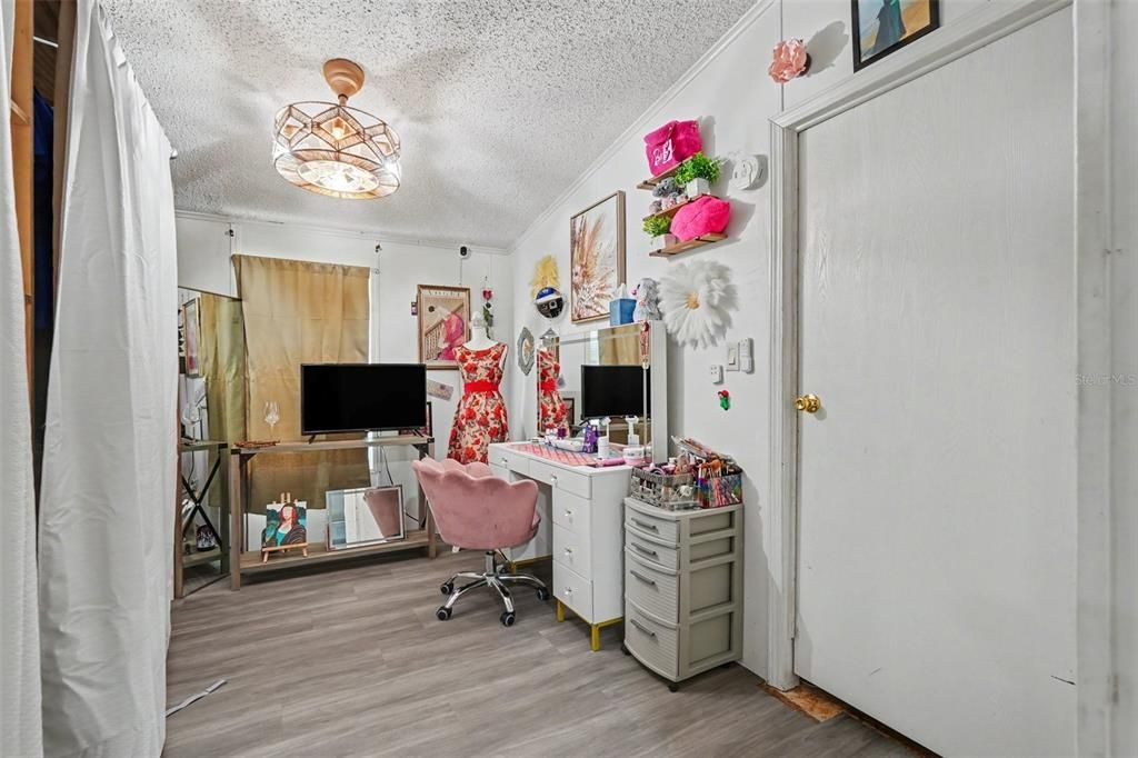For Sale: $465,000 (3 beds, 2 baths, 1248 Square Feet)