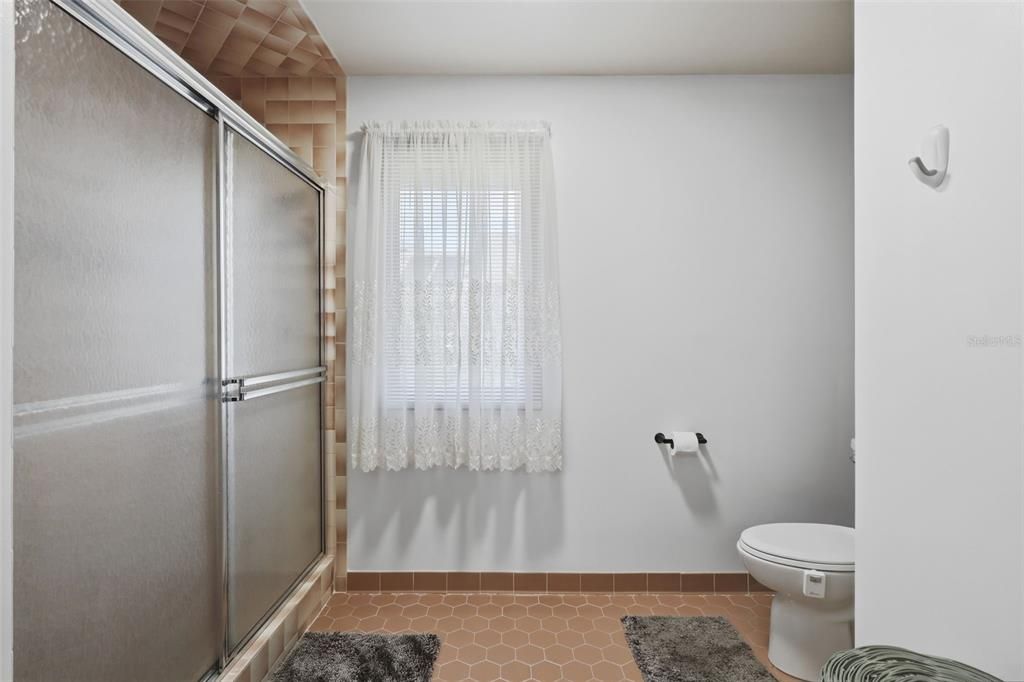 En Venta: $709,000 (4 camas, 3 baños, 3743 Pies cuadrados)