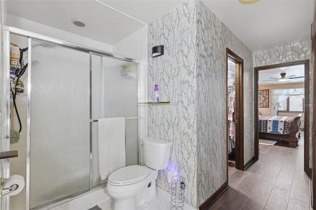En Venta: $709,000 (4 camas, 3 baños, 3743 Pies cuadrados)