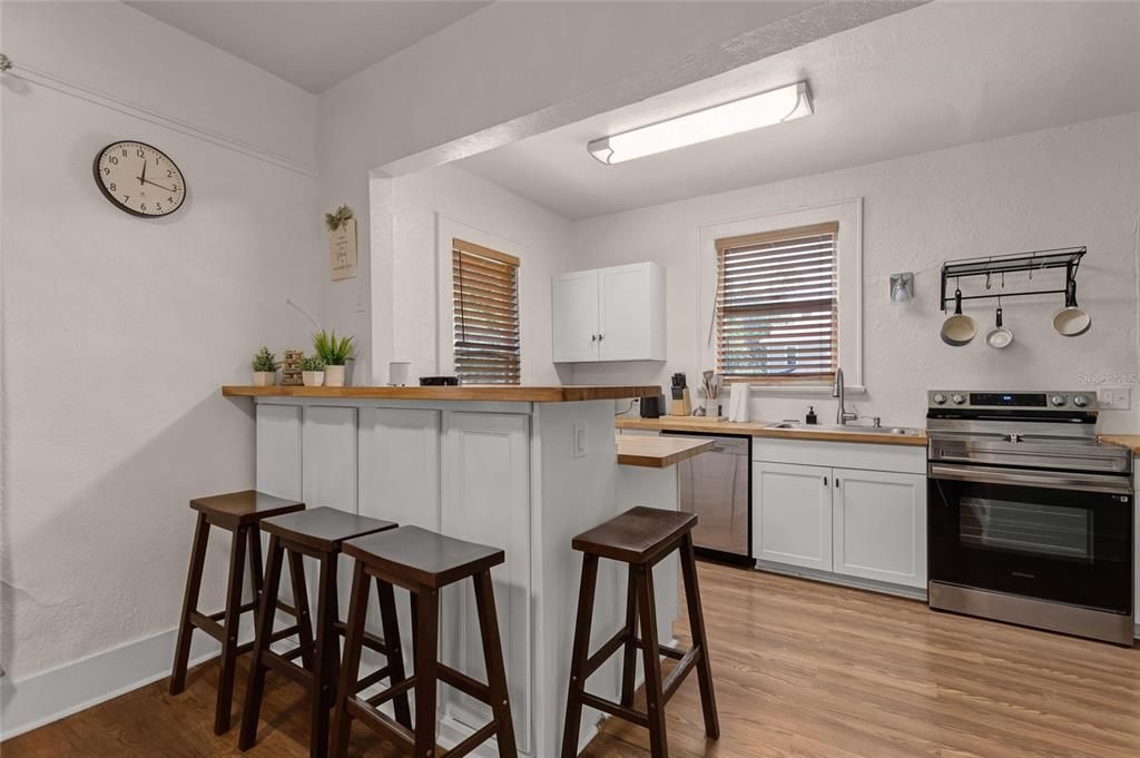 En Venta: $425,000 (0 camas, 0 baños, 1536 Pies cuadrados)