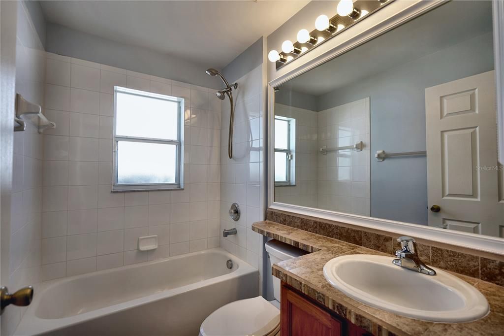 Active With Contract: $329,900 (3 beds, 2 baths, 1787 Square Feet)