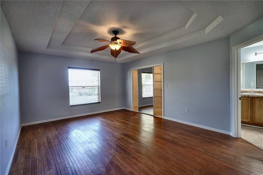Active With Contract: $329,900 (3 beds, 2 baths, 1787 Square Feet)