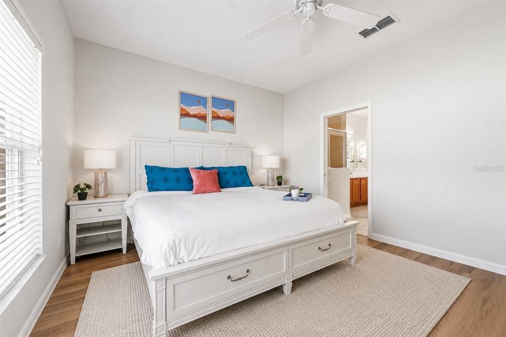 For Sale: $439,900 (4 beds, 3 baths, 1839 Square Feet)