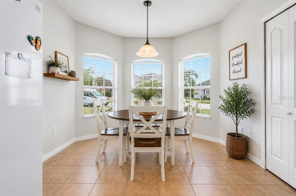 For Sale: $439,900 (4 beds, 3 baths, 1839 Square Feet)
