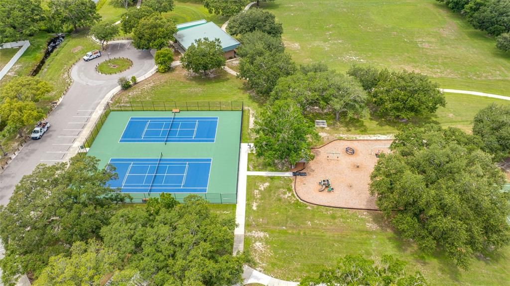 Activo con contrato: $485,000 (4 camas, 2 baños, 2232 Pies cuadrados)