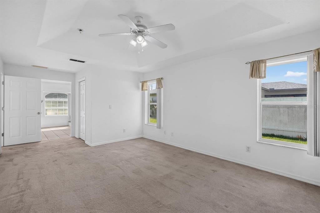 En Venta: $310,000 (3 camas, 2 baños, 1764 Pies cuadrados)