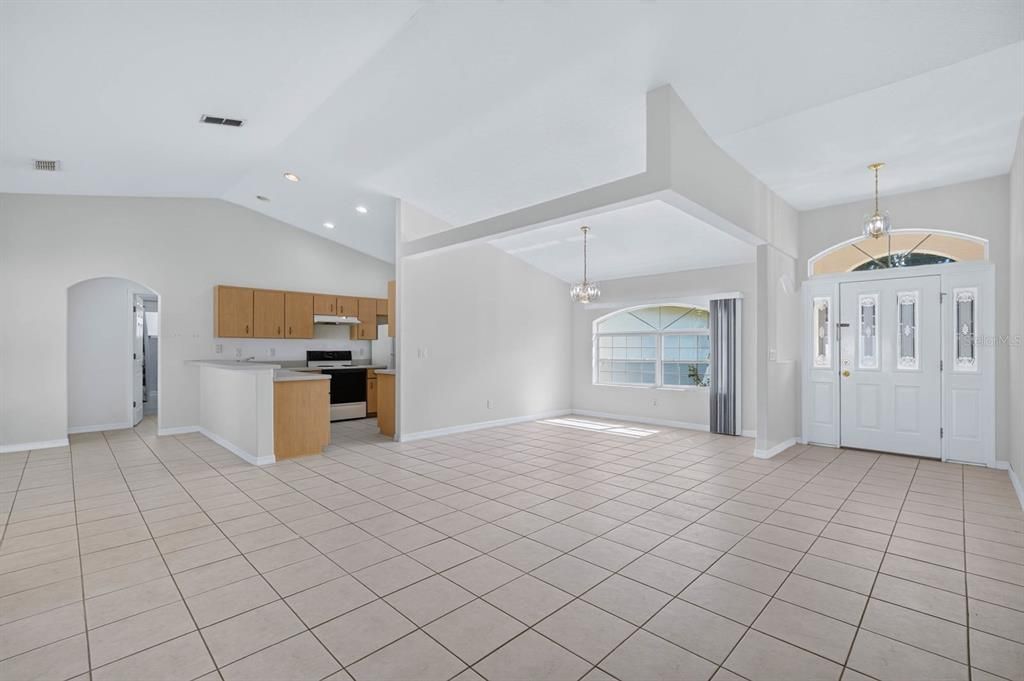 En Venta: $310,000 (3 camas, 2 baños, 1764 Pies cuadrados)