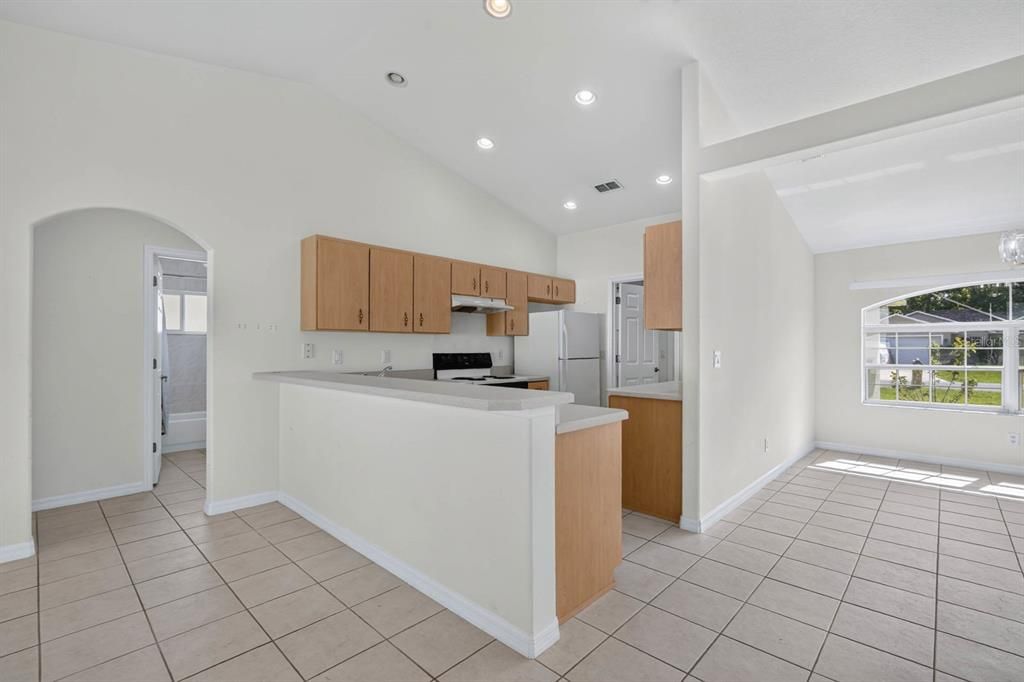 En Venta: $310,000 (3 camas, 2 baños, 1764 Pies cuadrados)
