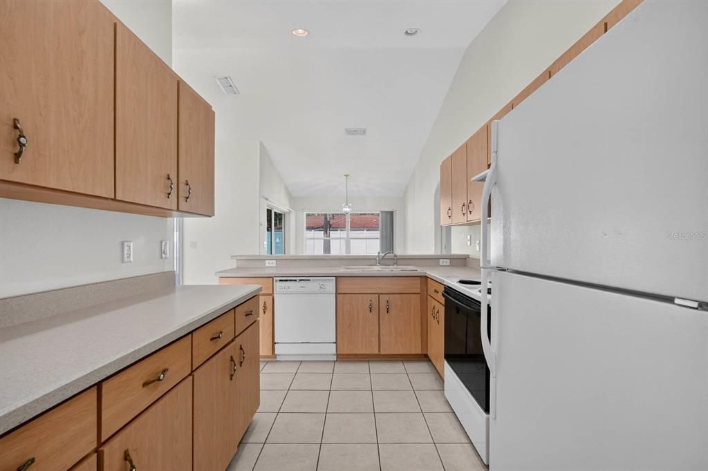 En Venta: $310,000 (3 camas, 2 baños, 1764 Pies cuadrados)