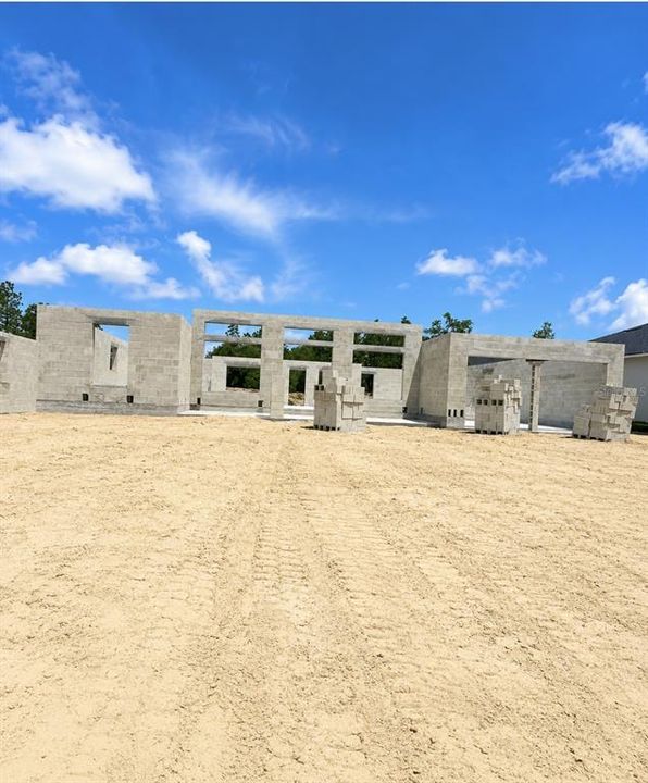 For Sale: $314,100 (4 beds, 2 baths, 2169 Square Feet)