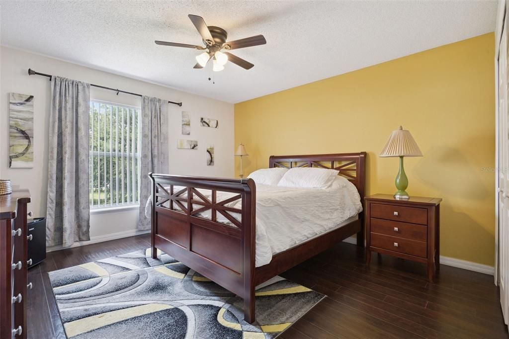 For Sale: $499,000 (5 beds, 4 baths, 2868 Square Feet)