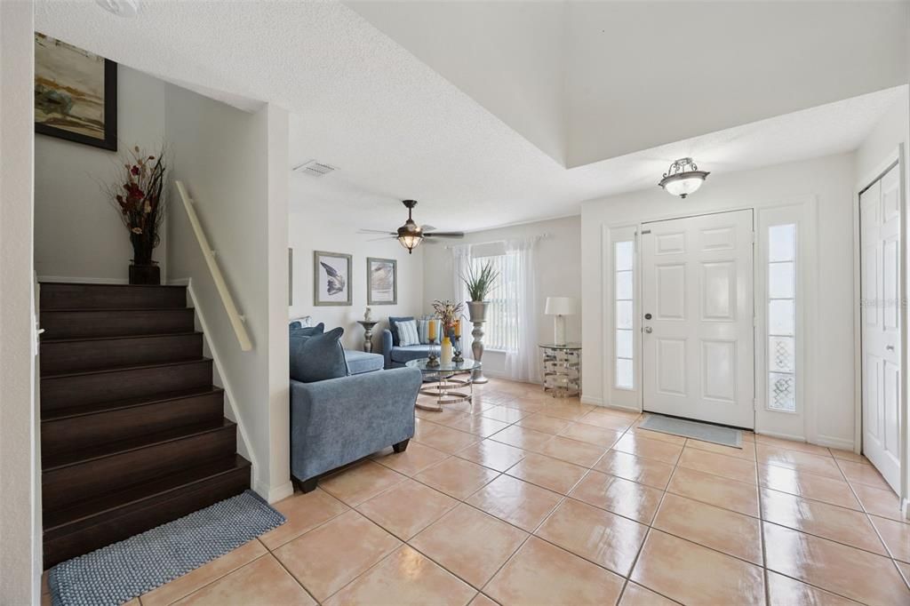 For Sale: $499,000 (5 beds, 4 baths, 2868 Square Feet)