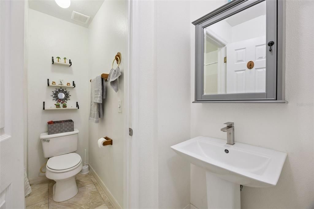 For Sale: $499,000 (5 beds, 4 baths, 2868 Square Feet)