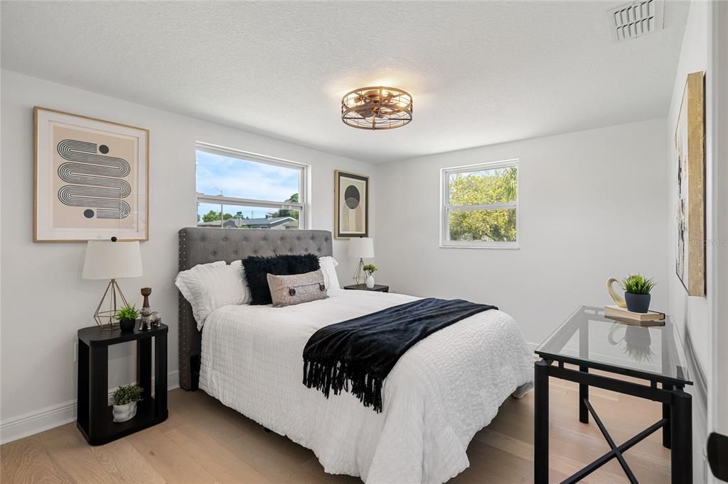 For Sale: $269,900 (3 beds, 1 baths, 968 Square Feet)