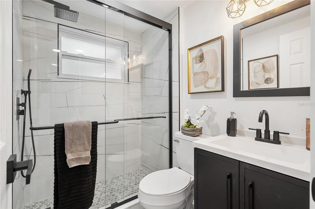 For Sale: $269,900 (3 beds, 1 baths, 968 Square Feet)