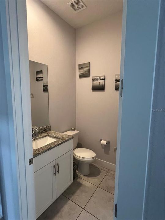 For Sale: $347,500 (4 beds, 3 baths, 2376 Square Feet)