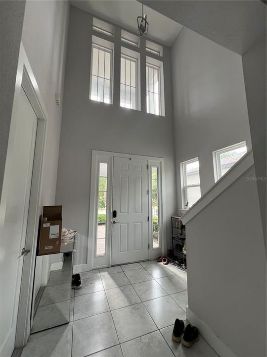 For Sale: $347,500 (4 beds, 3 baths, 2376 Square Feet)