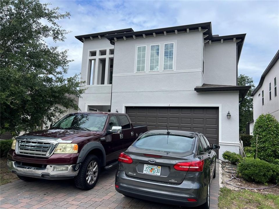 For Sale: $347,500 (4 beds, 3 baths, 2376 Square Feet)