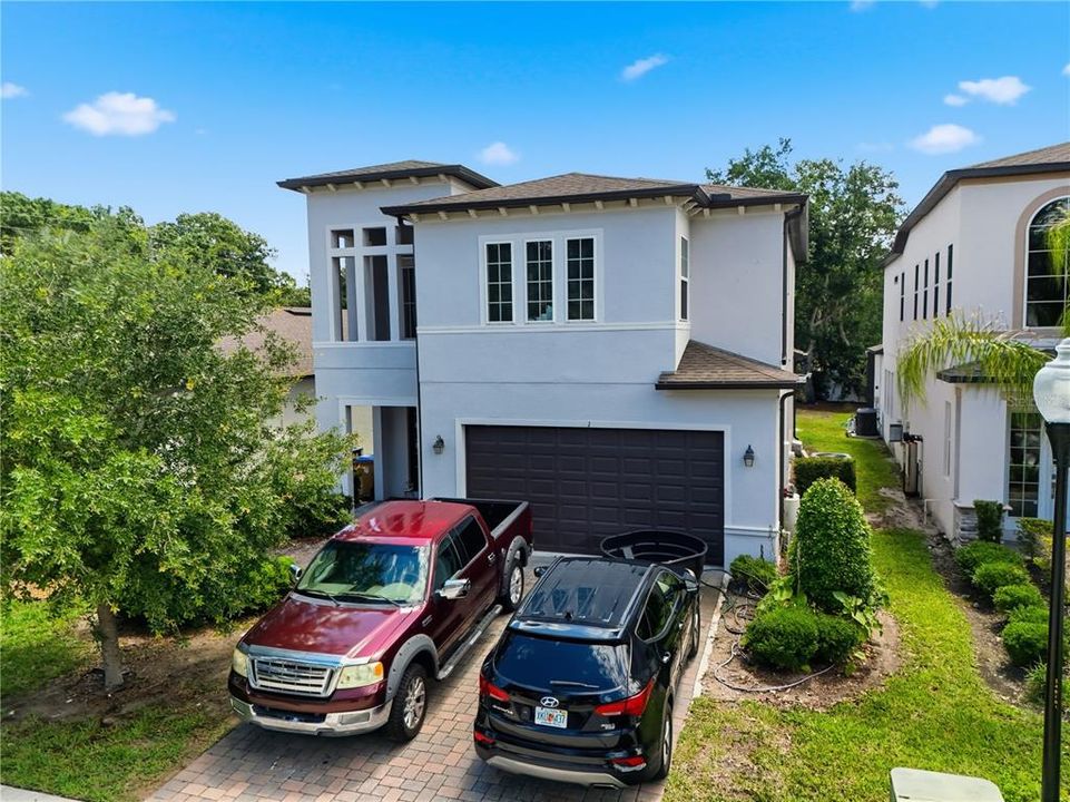 For Sale: $347,500 (4 beds, 3 baths, 2376 Square Feet)
