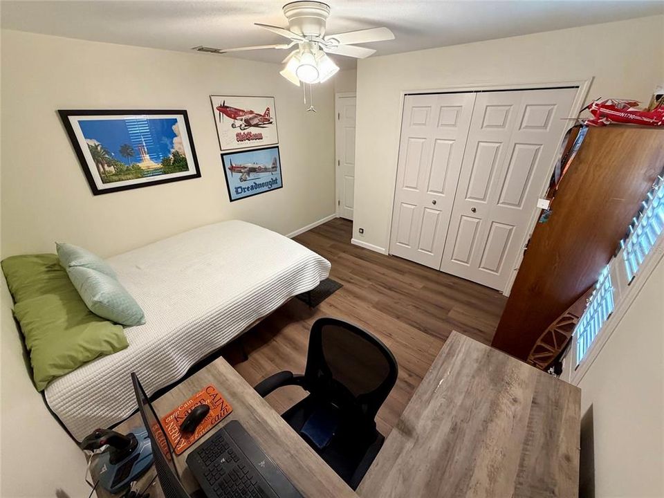 Active With Contract: $329,900 (3 beds, 2 baths, 1626 Square Feet)