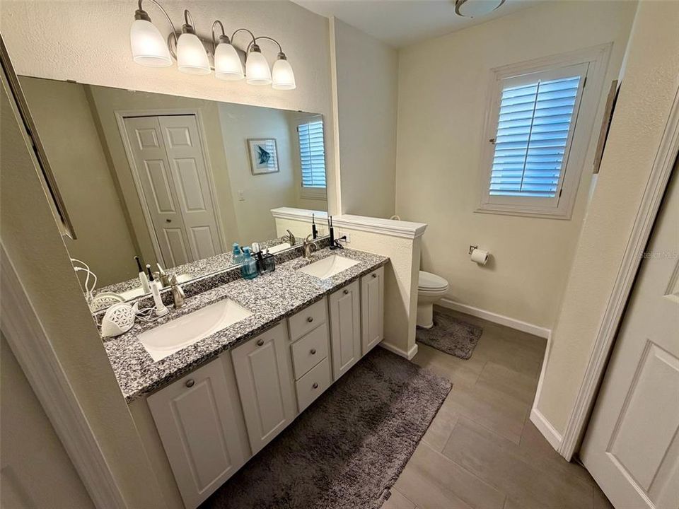 Active With Contract: $329,900 (3 beds, 2 baths, 1626 Square Feet)