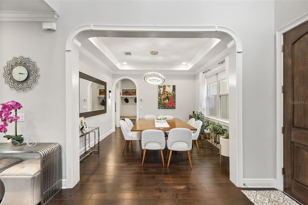 For Sale: $1,495,000 (6 beds, 5 baths, 4882 Square Feet)